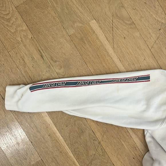 White Santa Cruz hoodie with red & blue detailing, size Large - Picture 4 of 5